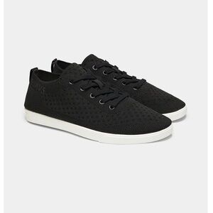 Suavs Men’s Black and White Shoes Size 11.5